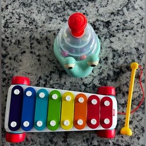 Baby and toddler’s toys : xylophone and Snail ball popper.